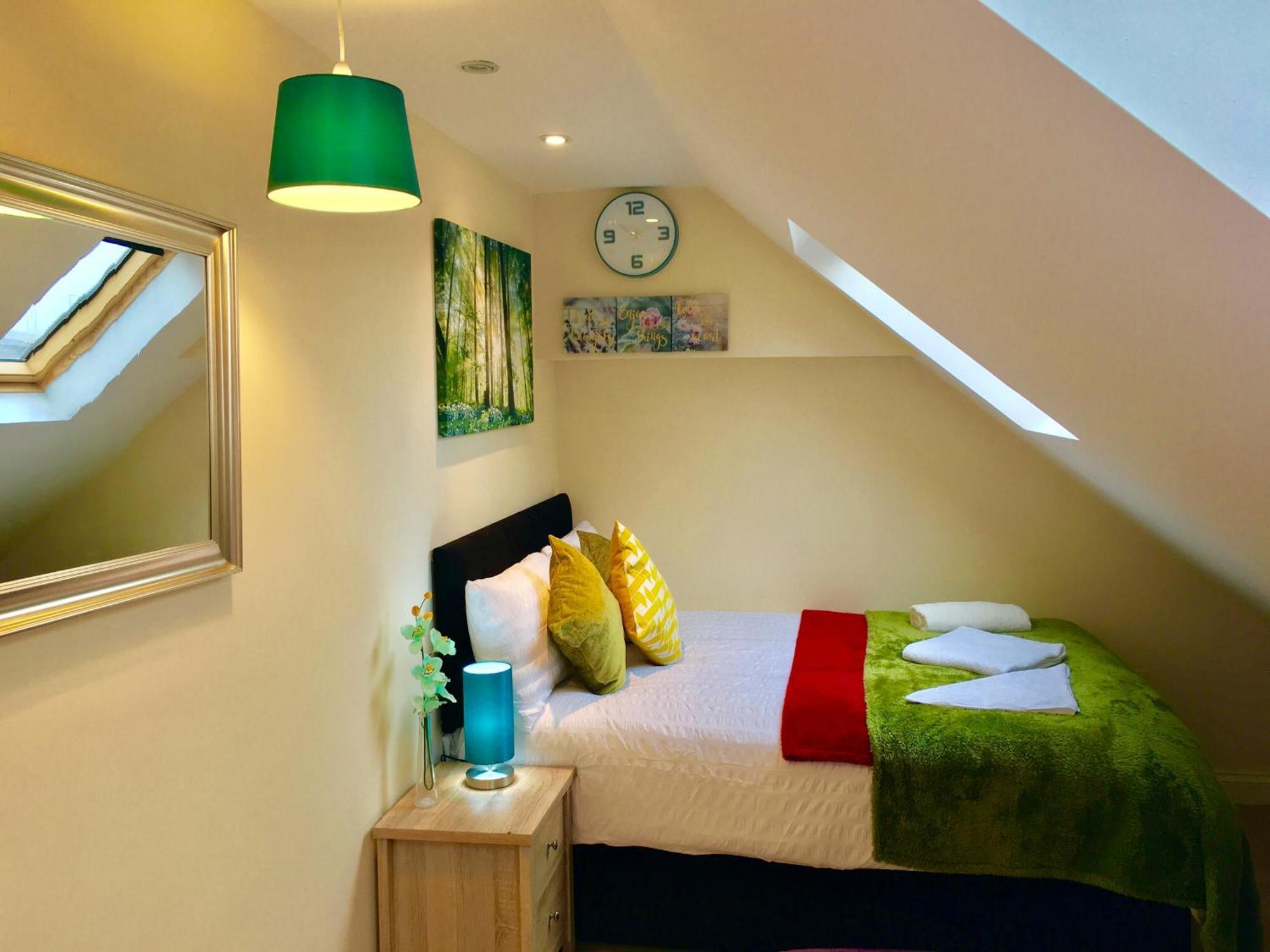 1 Bed Apartment,Recep,Kitchen,Bath Ilford Dış mekan fotoğraf